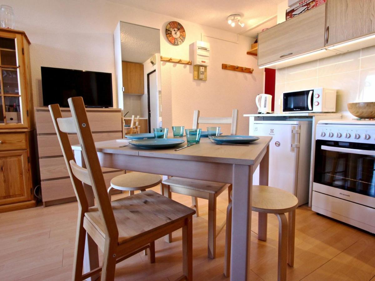 Studio Cabine Tout Equipe, Au Pied Des Pistes, Balcon Sud-Ouest - Chamrousse - Fr-1-340-199 Apartment Exterior foto